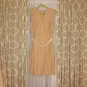 Ann Taylor Dress WITH POCKETS!